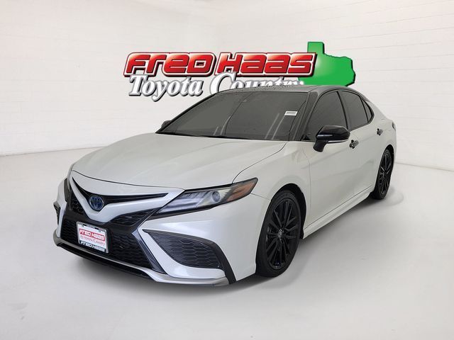 Used 2022 Toyota Camry Hybrid