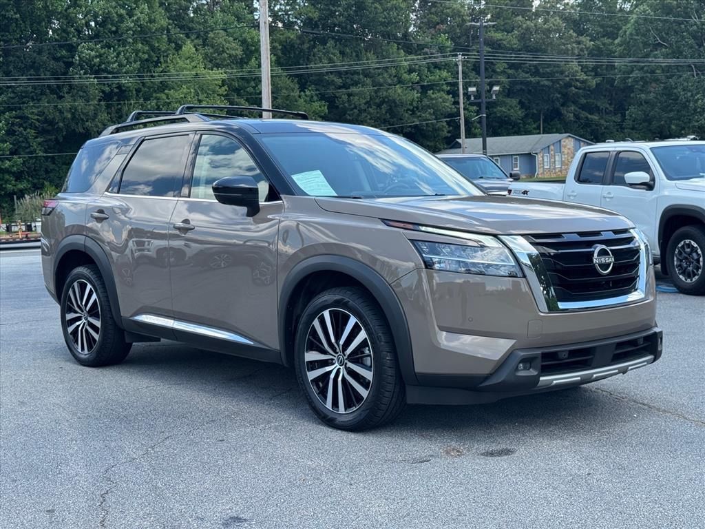 Used 2023 Nissan Pathfinder