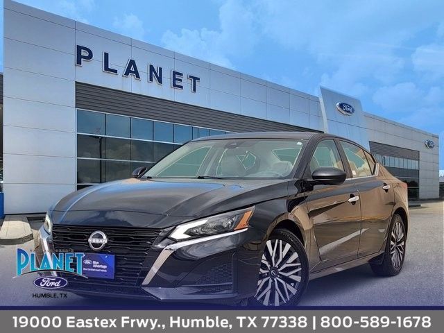 Used 2025 Nissan Altima