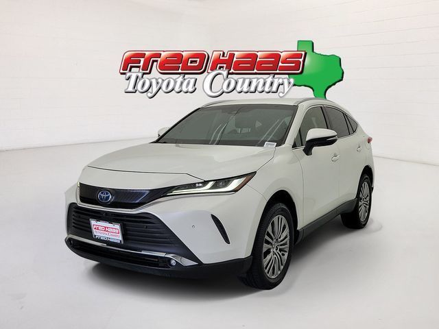 Used 2022 Toyota Venza
