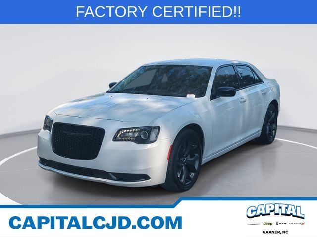 Used 2023 Chrysler 300