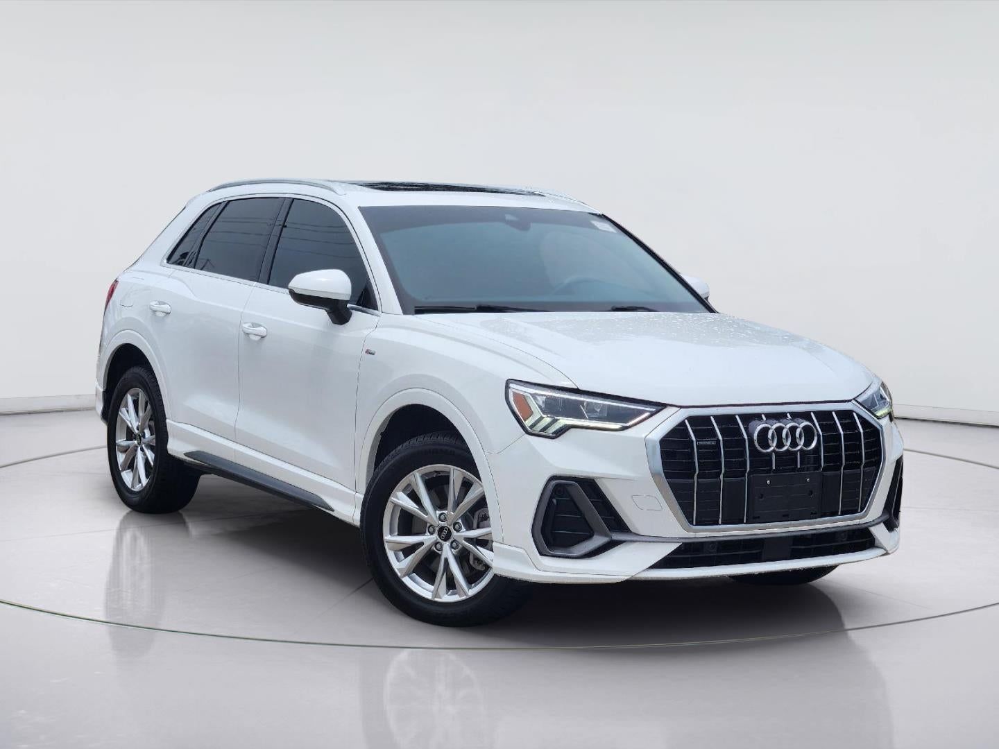 Used 2023 Audi Q3