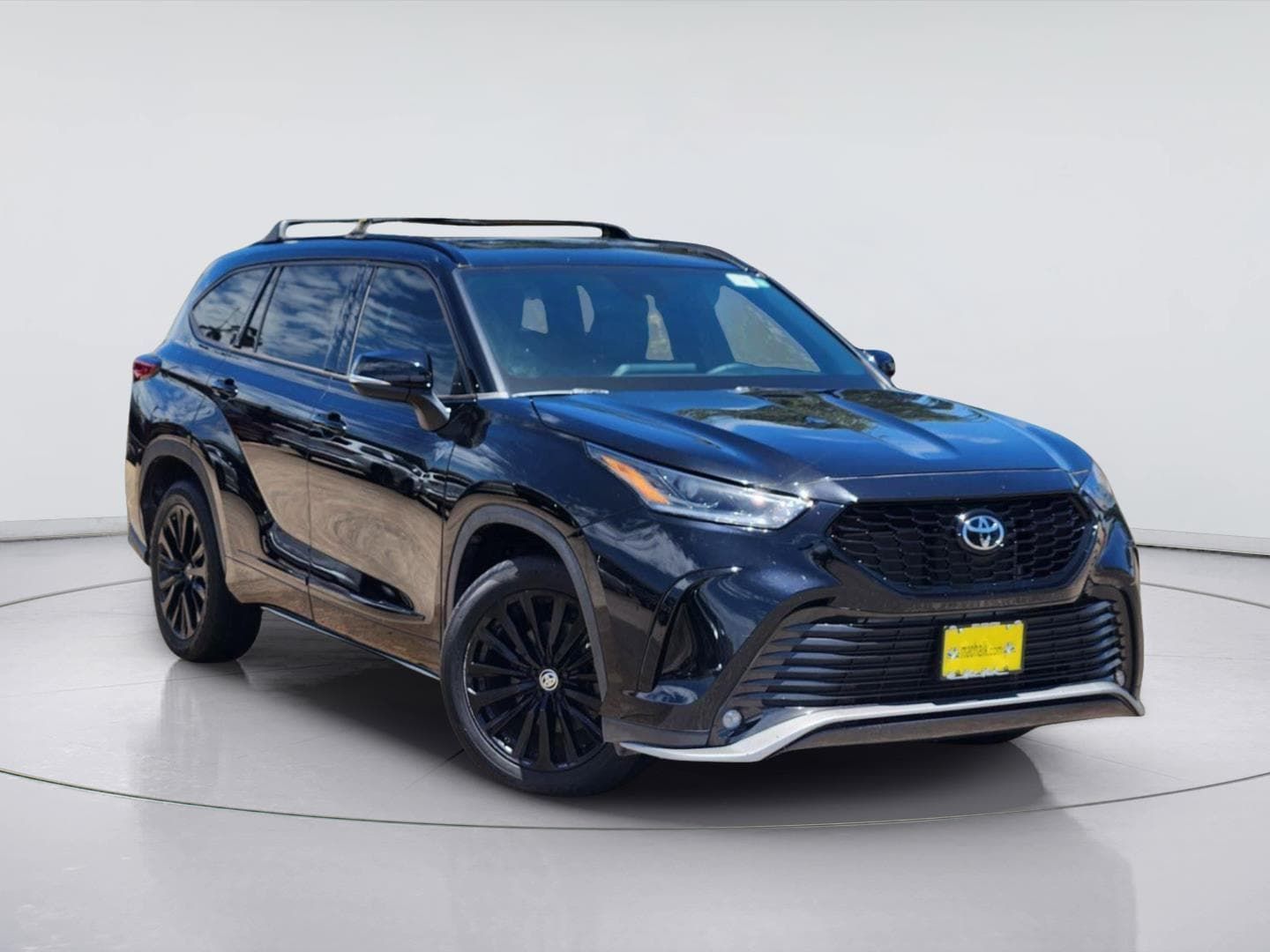 Used 2023 Toyota Highlander