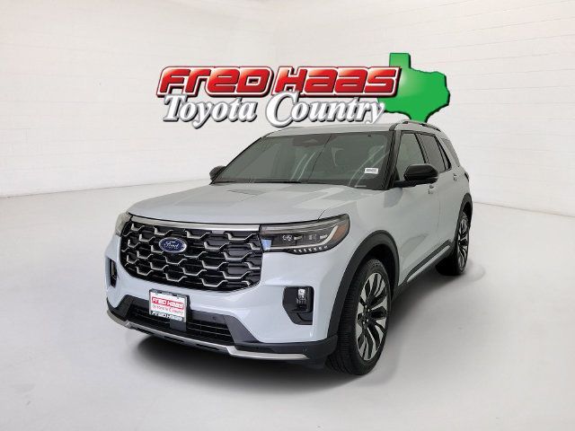 Used 2025 Ford Explorer