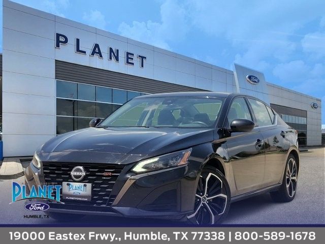 Used 2025 Nissan Altima