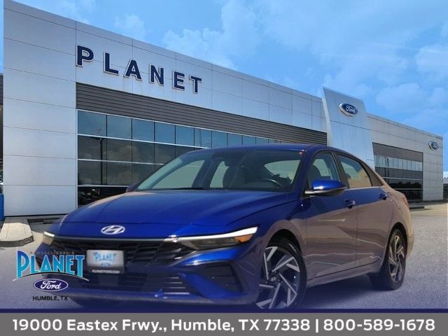 Used 2025 Elantra