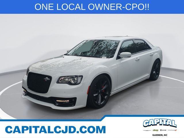 Used 2023 Chrysler 300