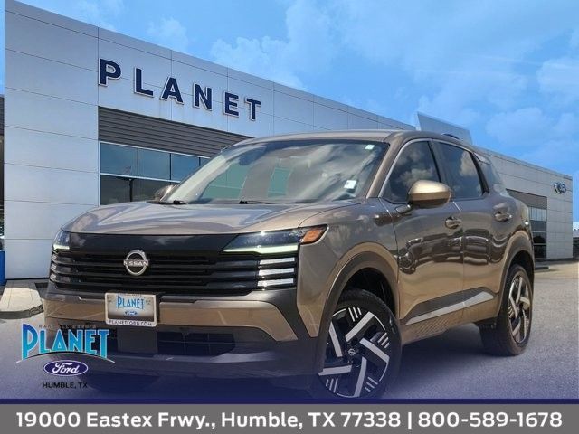 Used 2025 Nissan Kicks