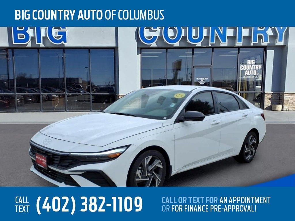 Used 2025 Hyundai Elantra