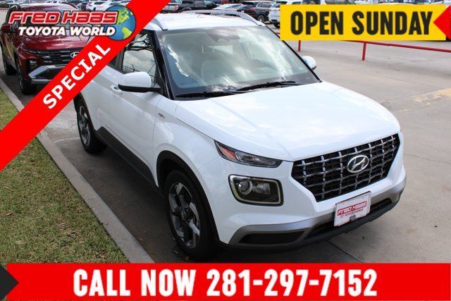 Used 2025 Hyundai Venue