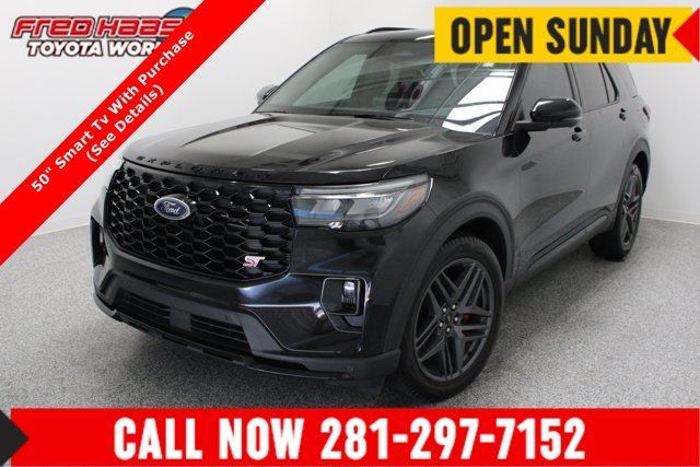 Used 2025 Ford Explorer