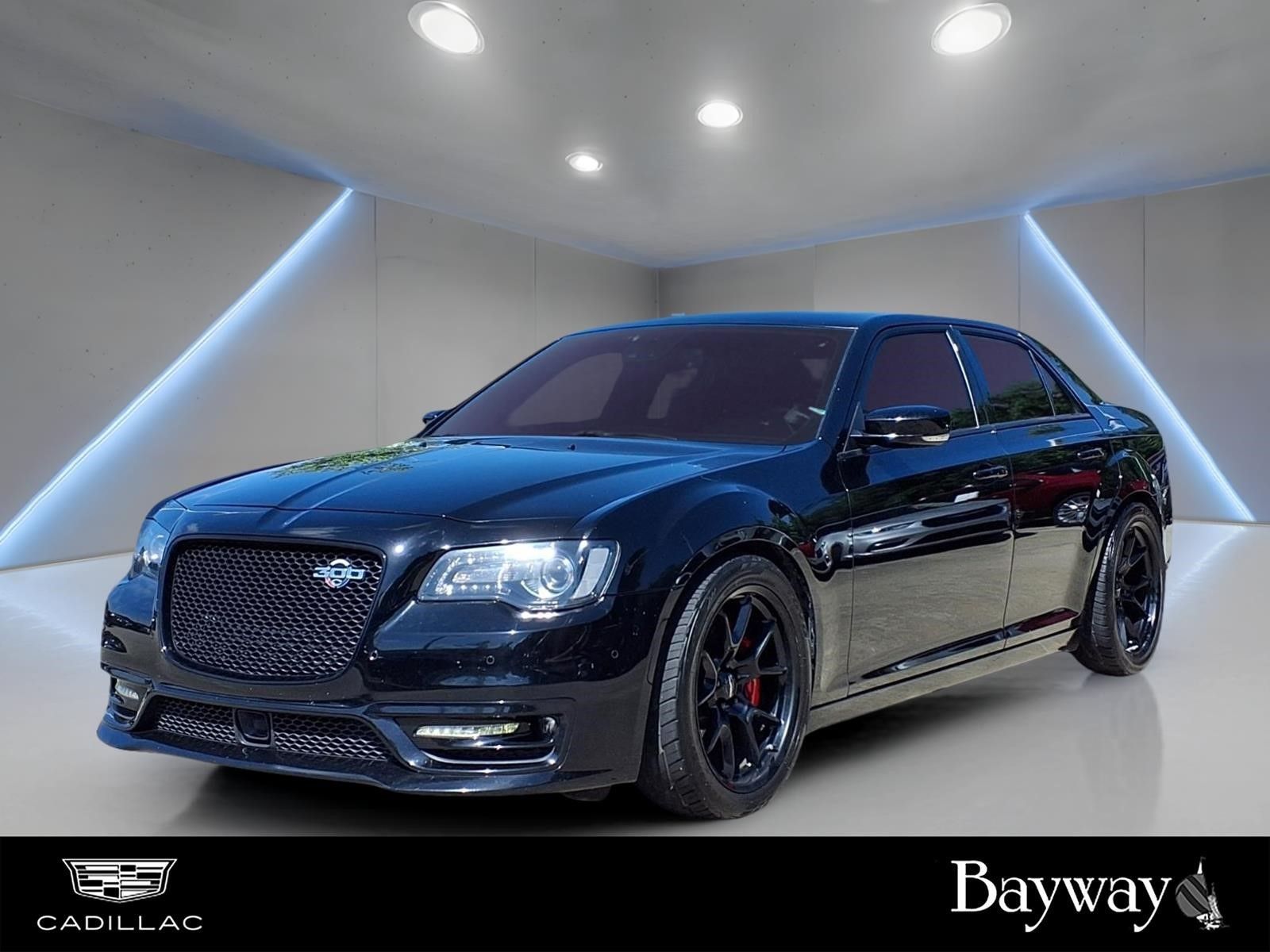 Used 2023 Chrysler 300