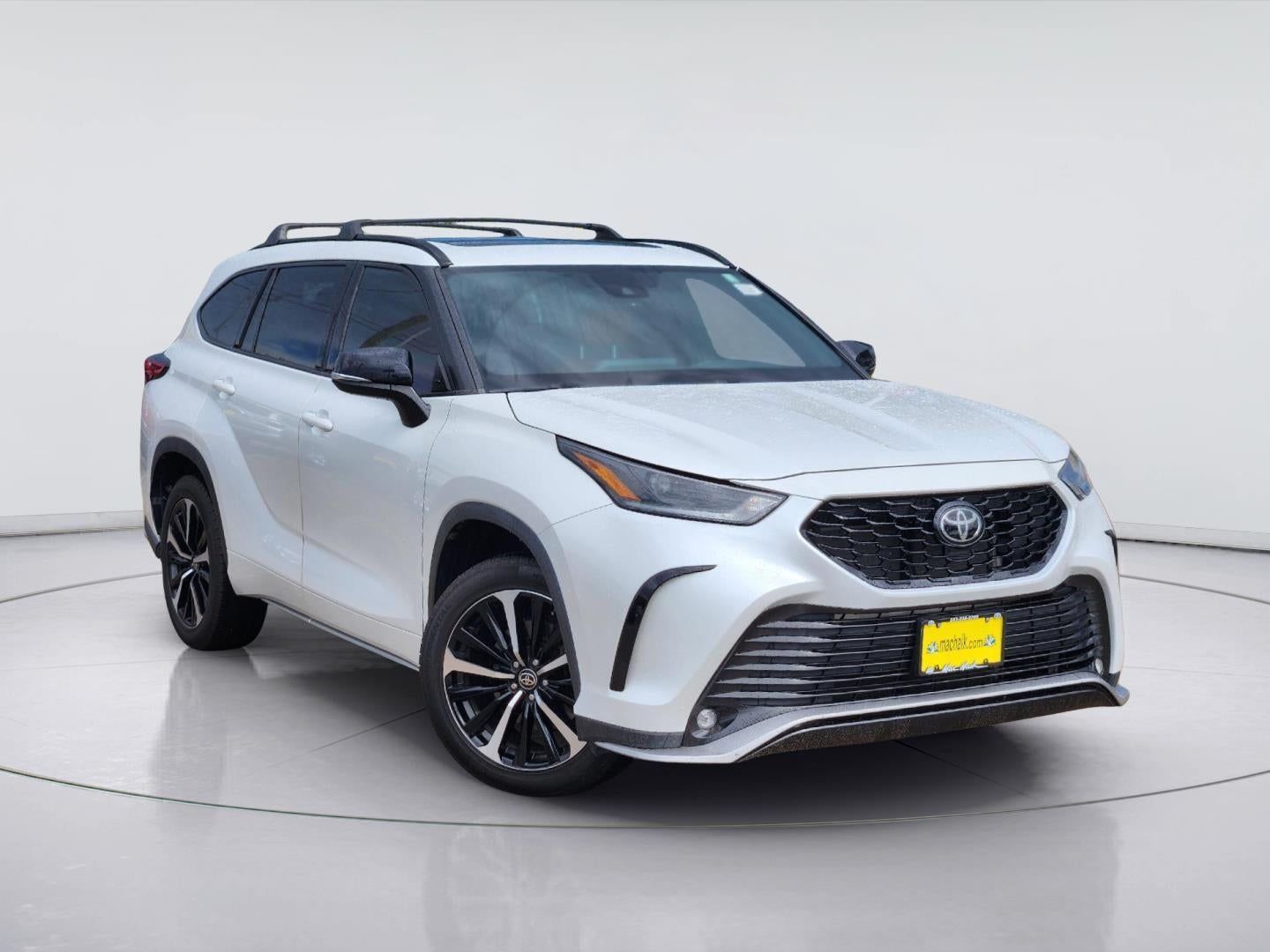 Used 2022 Toyota Highlander