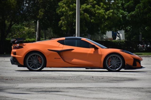 2024 Chevrolet Corvette 3LZ - Photo 5