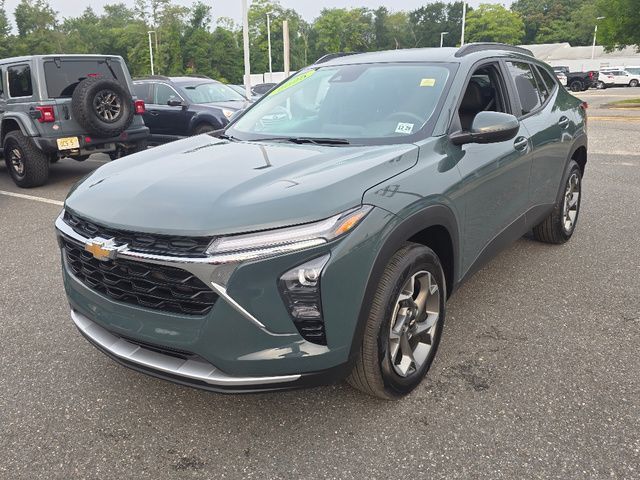 Used 2025 Chevrolet Trax