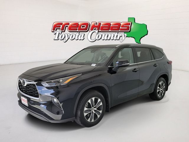Used 2026 Toyota Highlander