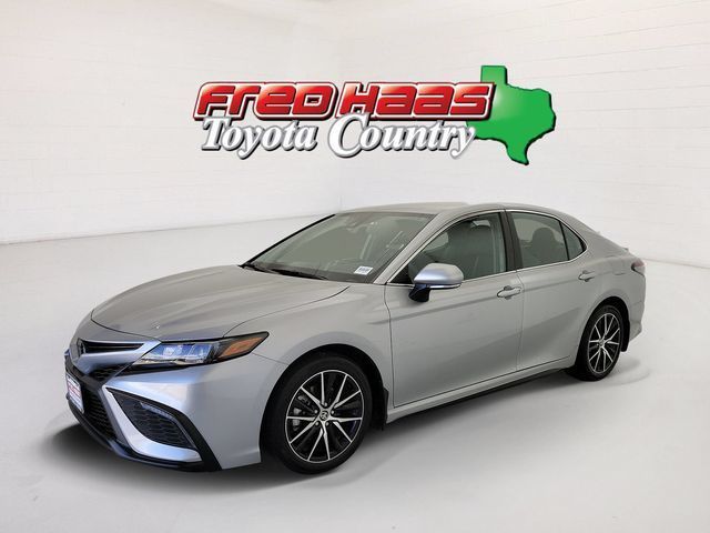 Used 2023 Toyota Camry