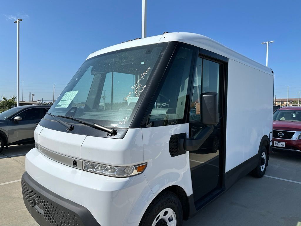 Used 2024 BrightDrop Zevo 400