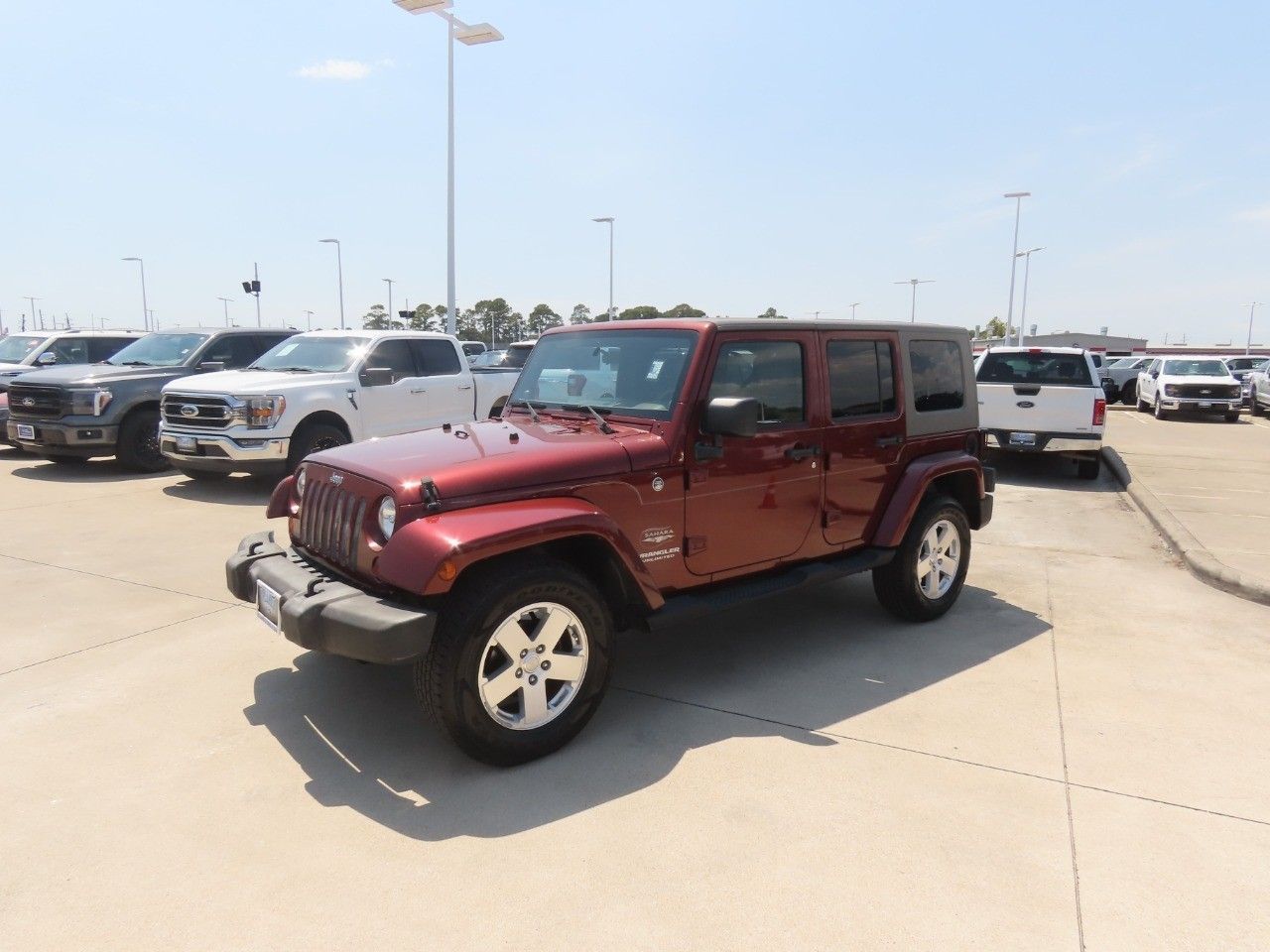 Used 2008 Jeep Wrangler Unlimited Sahara with VIN 1J4GA59118L585535 for sale in Spring, TX