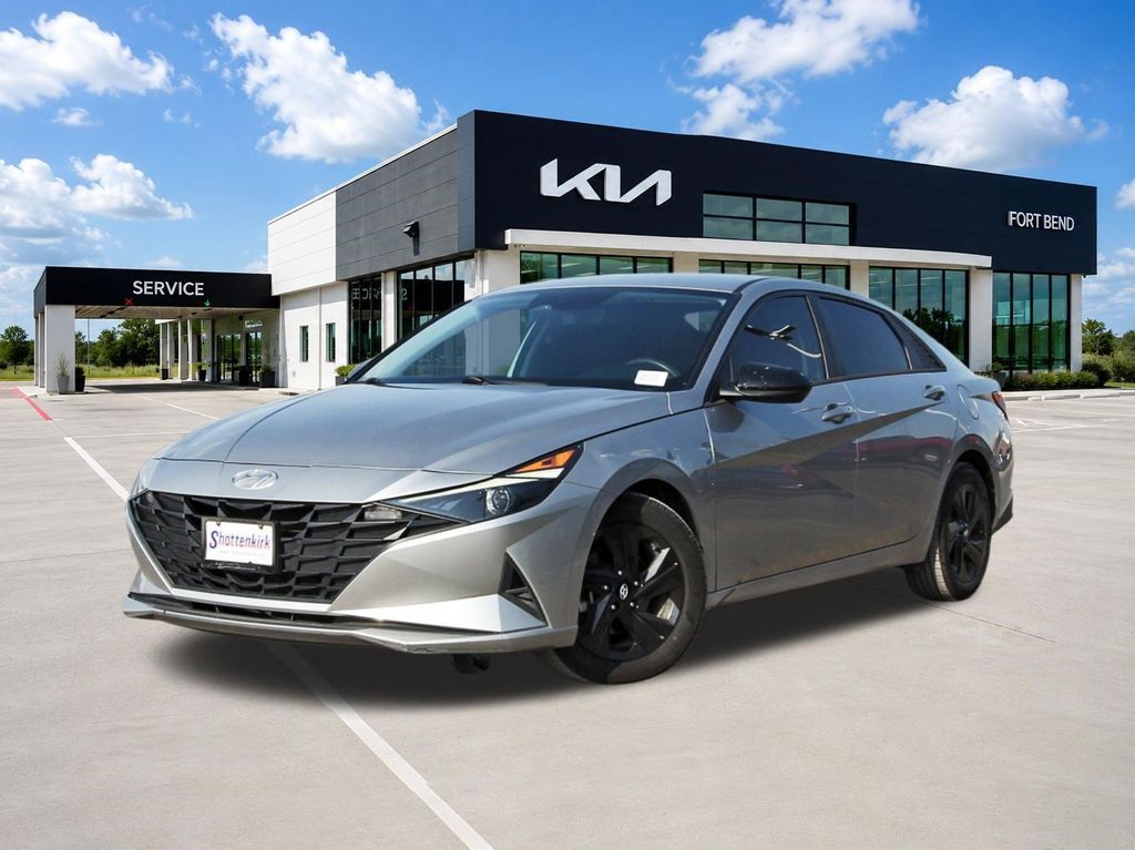 Used 2022 Hyundai Elantra