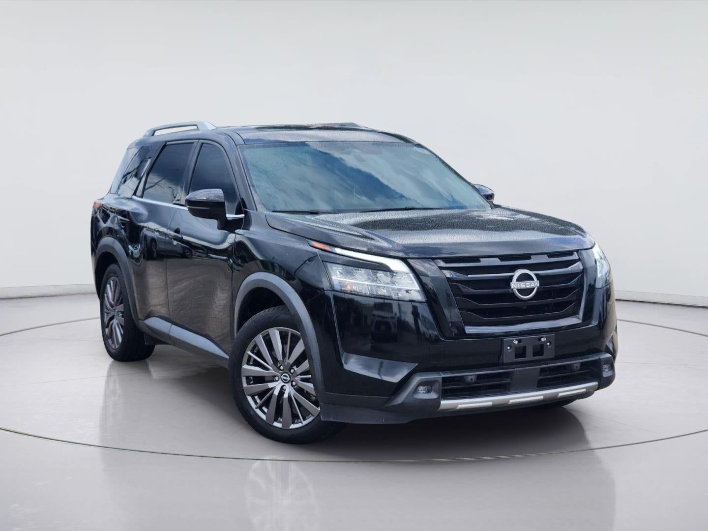 Used 2022 Nissan Pathfinder