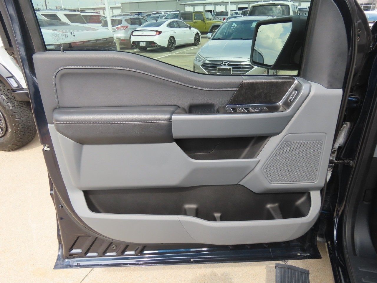 Photo 25