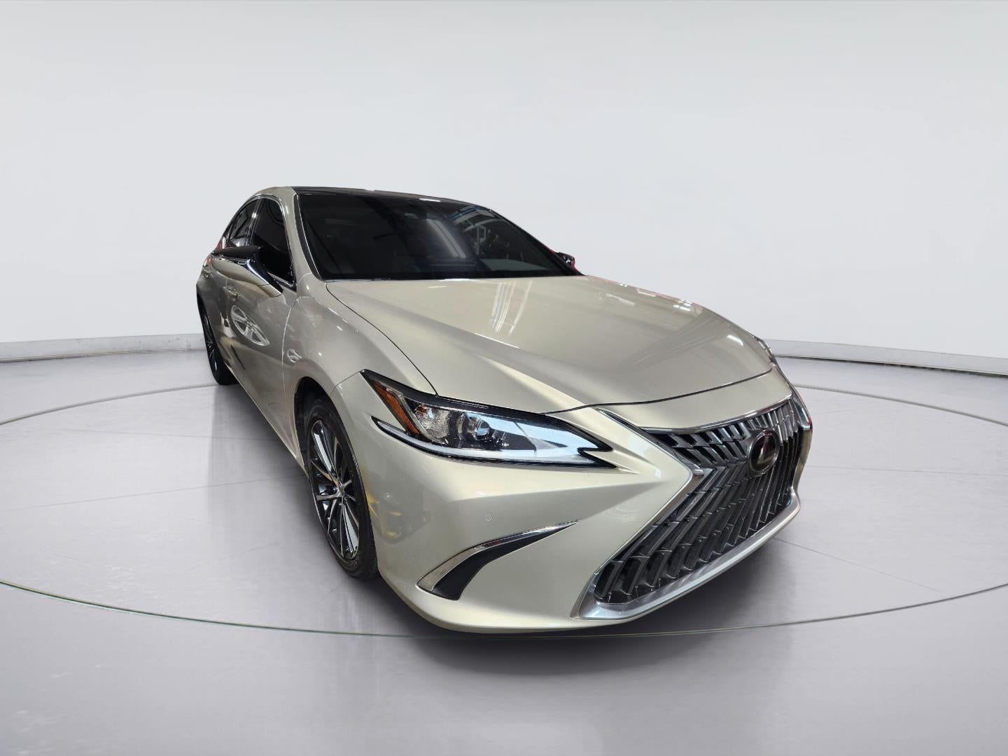 Used 2025 Lexus ES