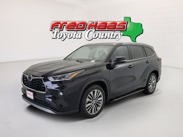 Used 2020 Toyota Highlander