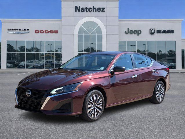 Used 2025 Nissan Altima
