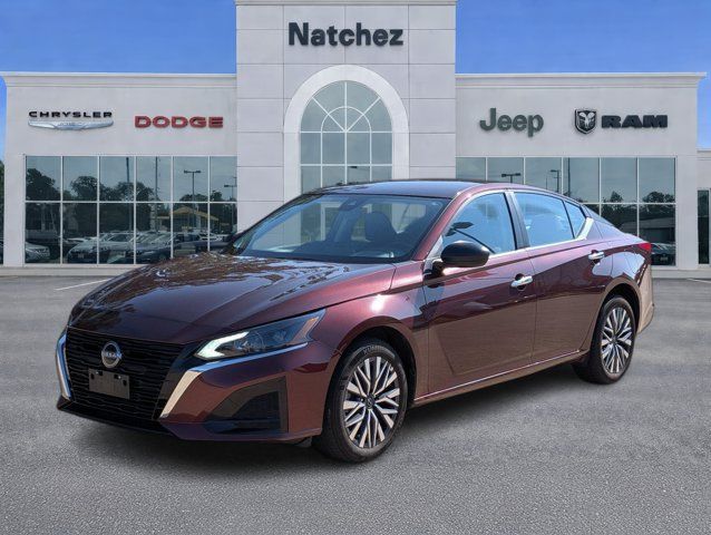 Used 2025 Nissan Altima