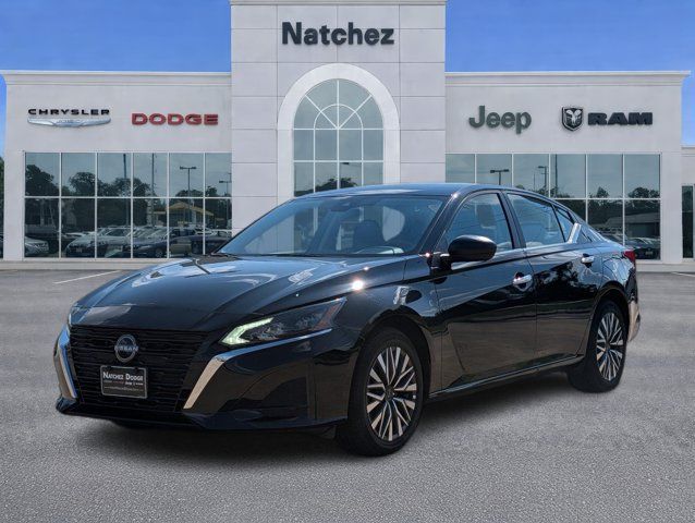 Used 2025 Nissan Altima