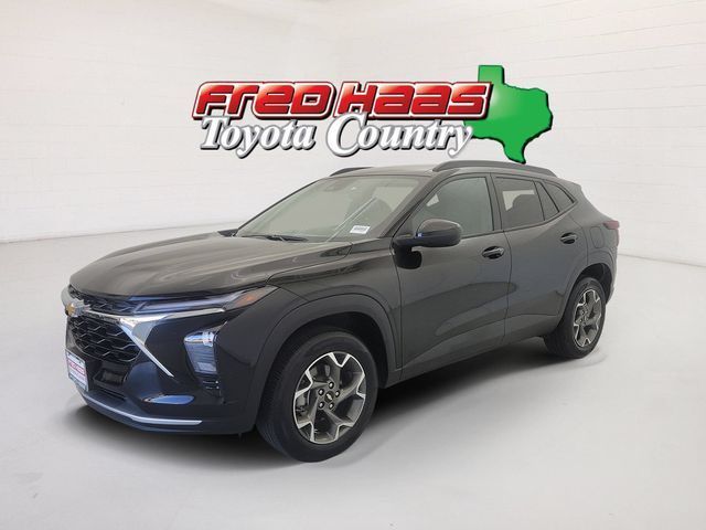 Used 2025 Chevrolet Trax
