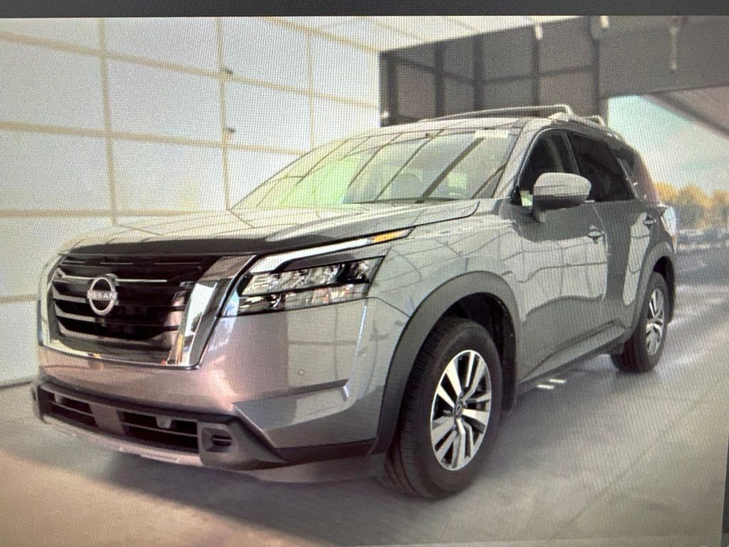 Used 2025 Nissan Pathfinder