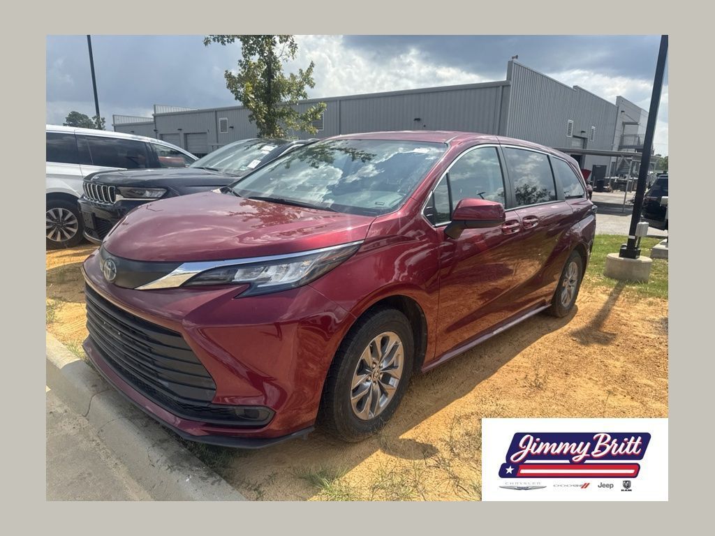 Used 2023 Toyota Sienna