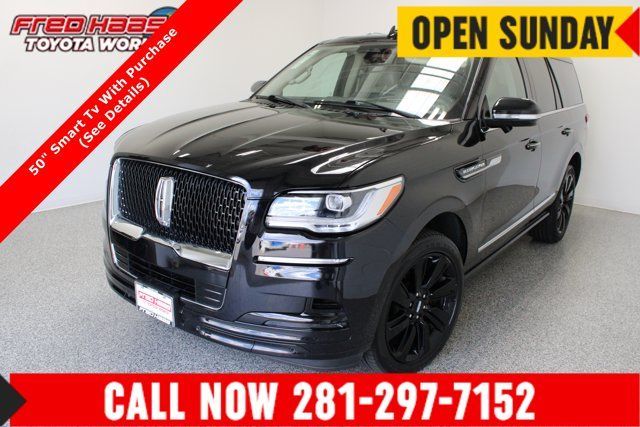 Used 2024 LINCOLN Navigator