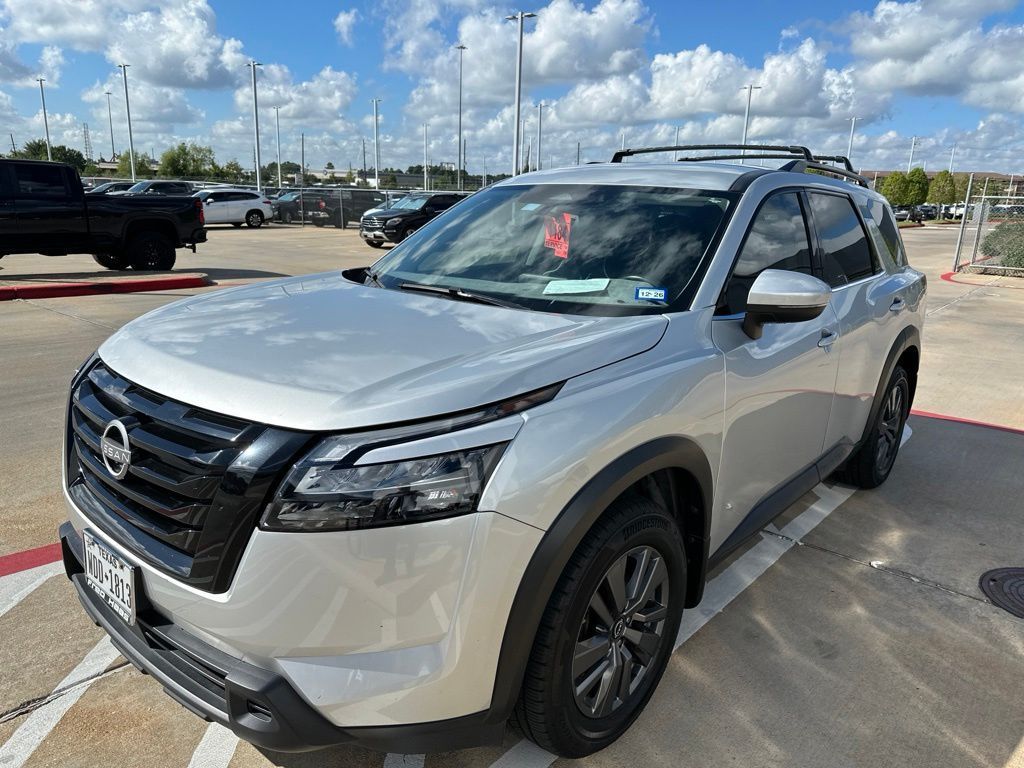Used 2024 Nissan Pathfinder
