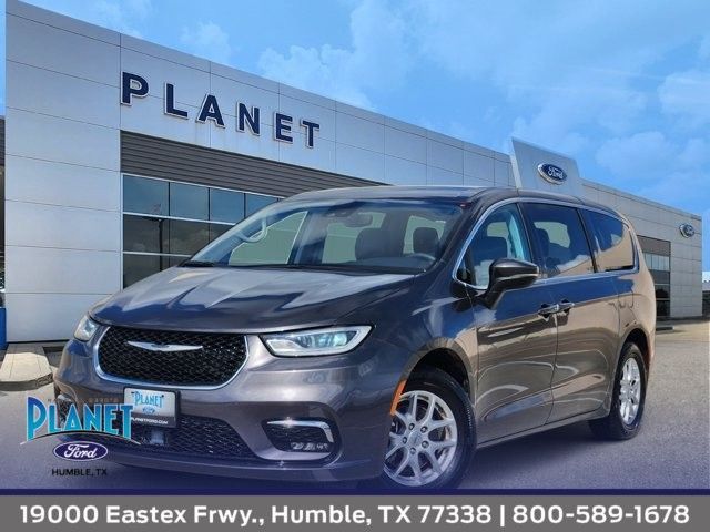 Used 2023 Chrysler Pacifica