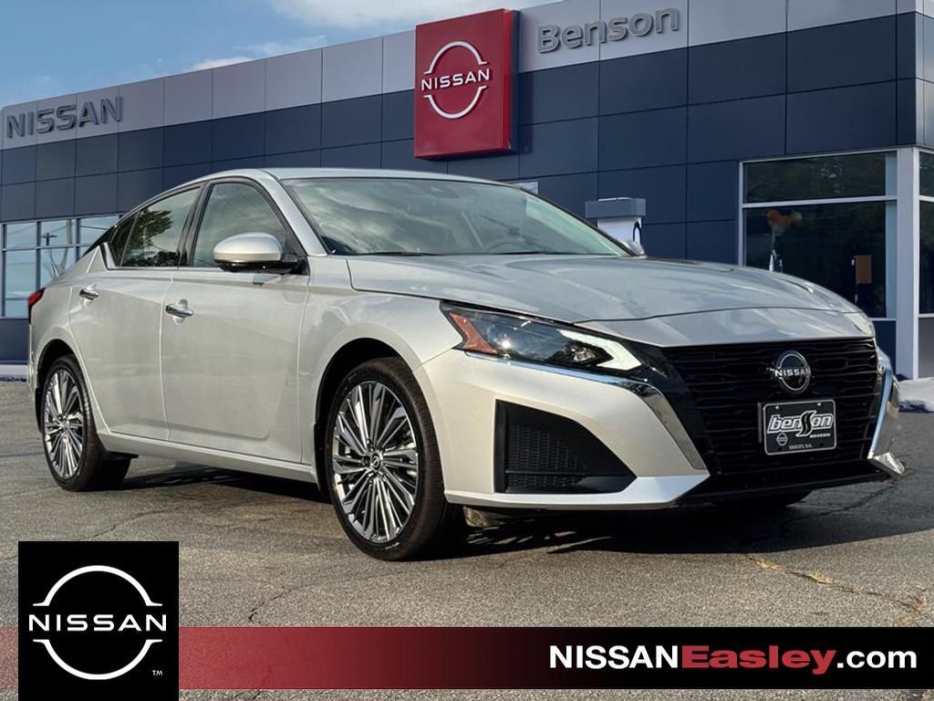 Used 2024 Nissan Altima