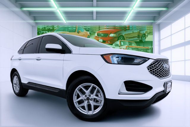 Used 2024 Ford Edge