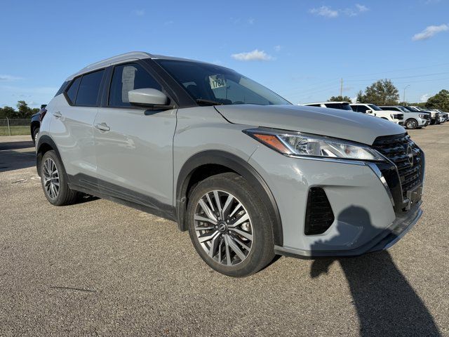 Used 2024 Nissan Kicks